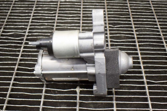 Electromotor RENAULT CAPTUR J5_ 2020 OEM: 233004646R,0001170679 12009332