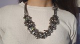 Colier vintage din metal cu pietre