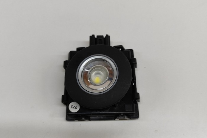 Iluminare interioară AUDI Q7 4M 2015 OEM: 4M0947291 28482947