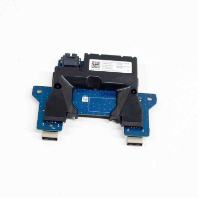 Port USB/AUX-In TESLA MODEL 3 2019 OEM: 1121700-00-C,35210664 | 13776473 foto