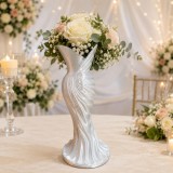 Vază Decorativă Mireasă Siluetă Artistică pentru Aranjamente Florale &ndash; 20 cm