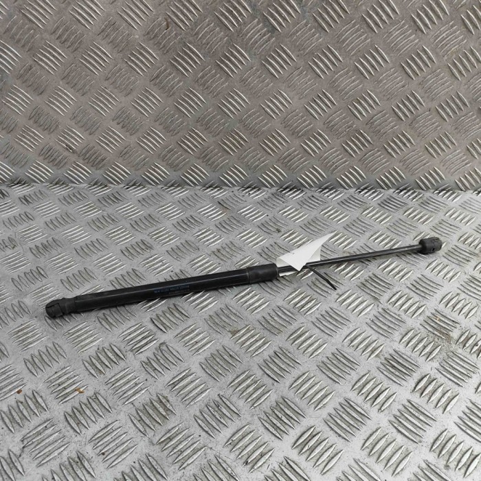 Amortizor capota dreapta față AUDI Q7 4L 2014 OEM: 4L0823359 30971544