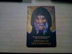 RANDUIELILE VIETII MONAHALE - Sf. Vasile cel Mare,..- Teofan Zavoratul - 2002, foto
