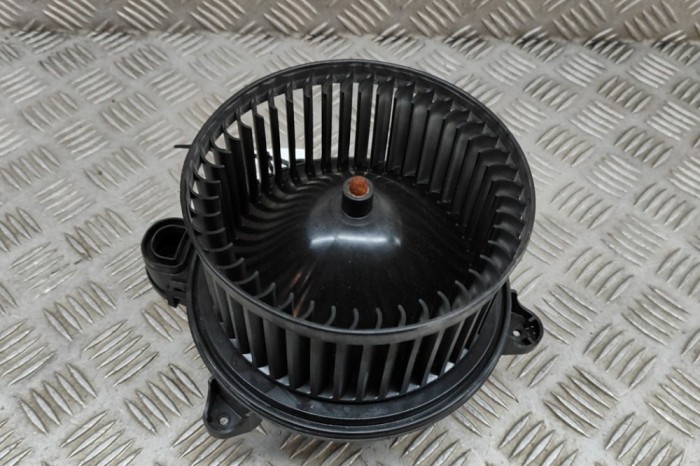 Ventilator aeroterma FORD TRANSIT CUSTOM 2014 OEM: 0130115572,BK2T-18456-AA 22852167