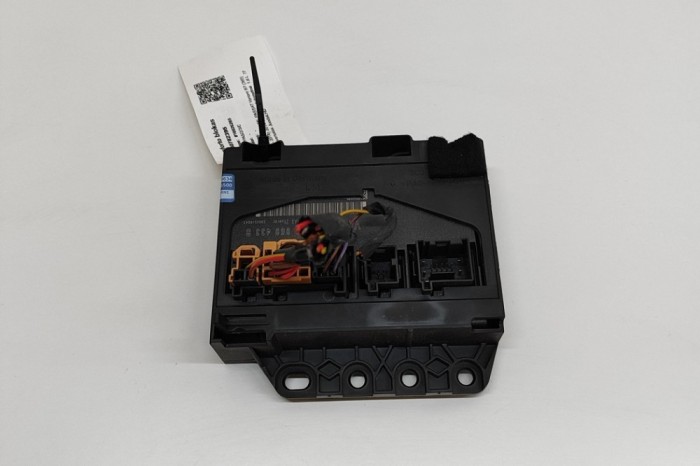 VW PASSAT Variant B7 365 2014 OEM: 3AA959433B SKU: 30782395
