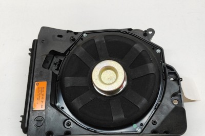 Subwoofer podea st&amp;acirc;nga BMW 4 Coupe F32, F82 2018 OEM: 9210151 | 31650206 foto