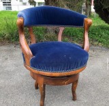 Scaun de birou rotativ antic