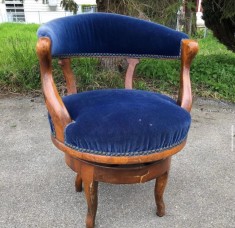 Scaun de birou rotativ antic