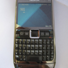 NOKIA E71 telefon colectie