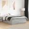 vidaXL Cadru de pat cu LED, gri sonoma, 135x190 cm, lemn prelucrat 3209651