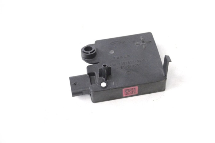 Unitate de control haion TESLA MODEL 3 2019 OEM: 1097855-00-F 15326653