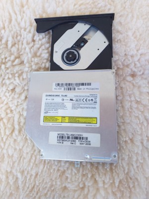 CD-DVD-RW TSL-L462 foto