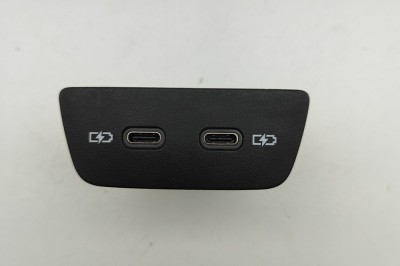USB VW T-CROSS C11 2024 OEM: 2G6035718,35645242 31406037 foto