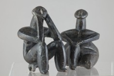\&amp;quot;The Pensive\&amp;quot; and \&amp;quot;The Sitting Lady\&amp;quot; (Figures from clay) foto