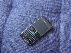 NOKIA E71 vintage de colectie - Symbian 3G Decodat Qwerty WIFI Bluetooth 3.15MP foto