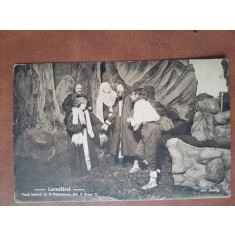 Fotografie tip carte postala, scena din piesa Luceafarul, Act V scena 2, inceput de secol XX