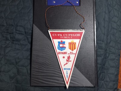 Fanion Dinamo - FC Malines foto