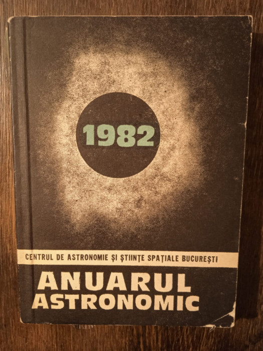 ANUARUL ASTRONOMIC 1982