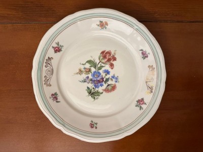 PLATOU VECHI DIN PORTELAN FIN CREM D25CM foto