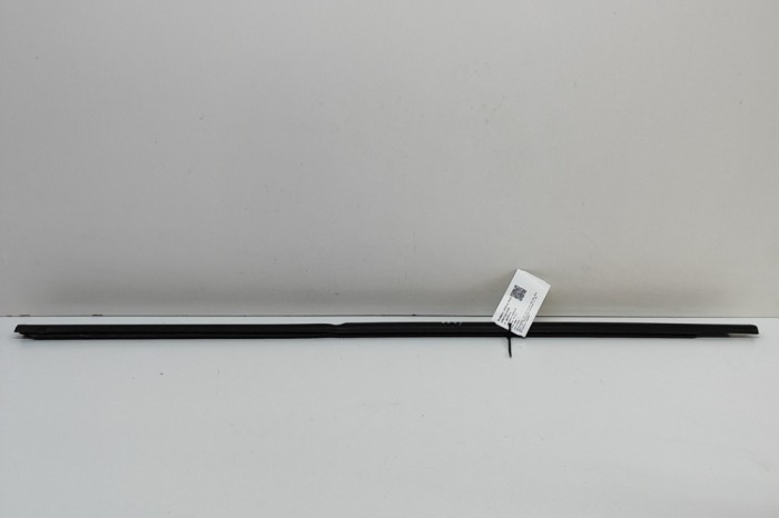 Chedar geam ușă dreapta față VW GOLF VII 5G1, BQ1, BE1, BE2 2018 OEM: 5G3837477C 28791154