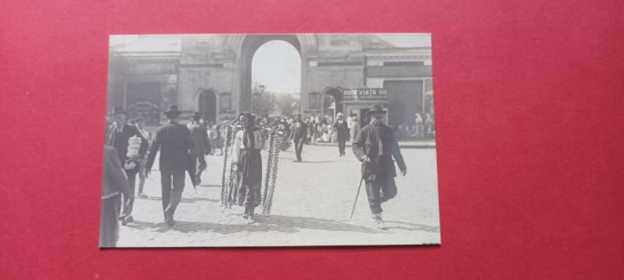 Bucuresti Bukarest Vanzator de usturoi Piata Targ Market