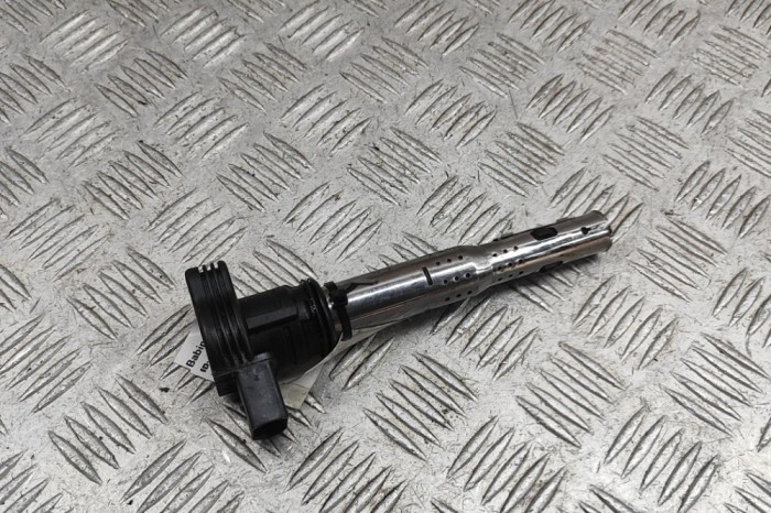 Bobina de inducție de &icirc;naltă tensiune AUDI A4 8EC, B7 2007 OEM: 07K805715F | 31961116