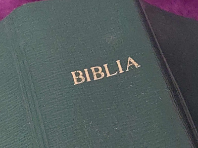 Biblie vecheSfanta scriptura,Vechiului si noului testament,vinil verde,IMPECABIL foto