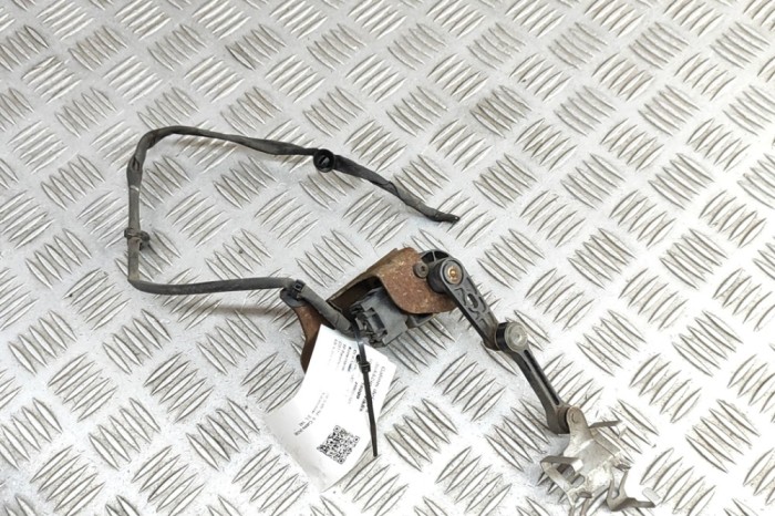 Senzor de nivel &icirc;nălțime dreapta spate MERCEDES-BENZ E Cabrio A238 2020 OEM: A0009053704 | 31718009