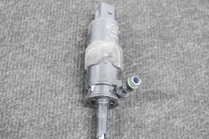Motor rezervor lichid de parbriz AUDI Q5 8R 2014 OEM: 3B7955681 11246425