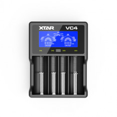 Incarcator acumulatori Li-ion, NiMH, 4 canale, afisaj LCD, VC4 XTAR