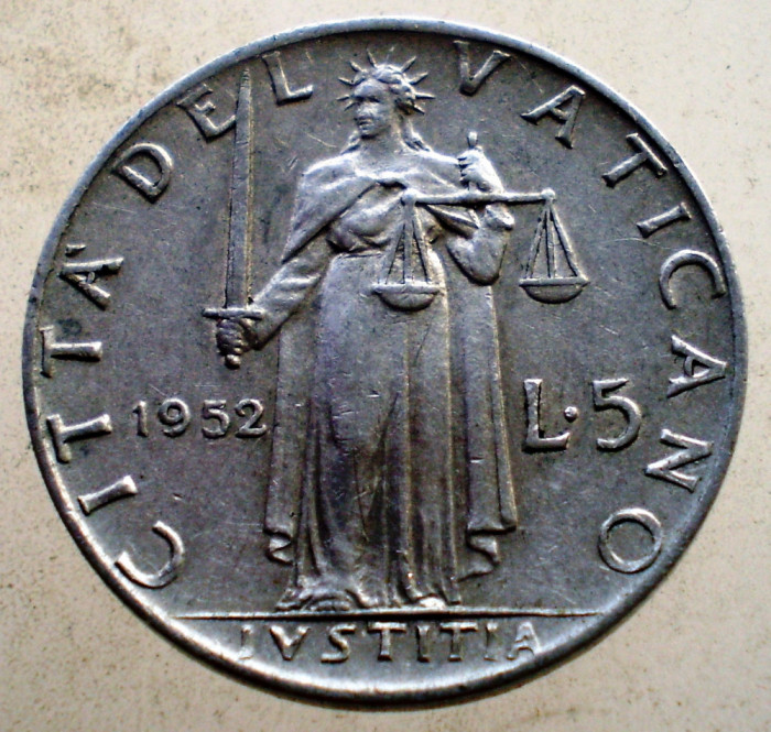 7.009 VATICAN PAPA PIUS XII IUSTITIA 5 LIRE 1952