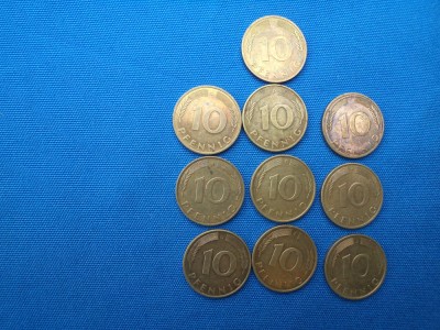 LOT 10 BUCATI 10 PFENNIG -RFG ANII 90 DIFERITE LITERE foto