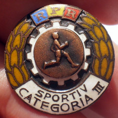 I.989 INSIGNA ROMANIA RPR SPORTIV CATEGORIA III 24mm email foto