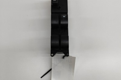 Buton geam ușă dreapta față MITSUBISHI LANCER VIII Sportback CX_A 2008 OEM: 8608A160,C8D-D640M | 28397453 foto