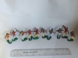 bnk jc Figurine de plastic - indieni - copii Hong Kong dupa Timpo - lot 10 bucati diferite