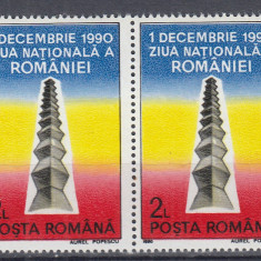 ROMANIA 1990 LP 1247-1 DECEMBRIE ZIUA NATIONALA A ROMANIEI PERECHE MNH
