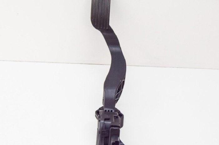 Pedala de accelerație OPEL Crossland X P17 2019 OEM: 6PV009949,3638808 11544871