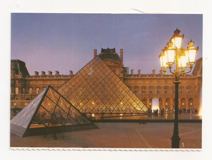 FA17-Carte Postala- FRANTA - Paris, Louvre, necirculata