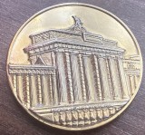 CB 3 4 - Medalie tematica turism - Obiective arhitecturale celebre din Europa - Puerta de Brandeburgo - Germania