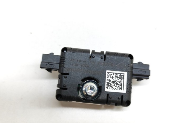 Amplificator de antena BMW 3 Touring G21 2022 OEM: 6832256 25044239