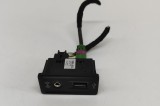Port USB/AUX-In VW GOLF VII 5G1, BQ1, BE1, BE2 2014 OEM: 5G0035222,5Q0035724 28828810