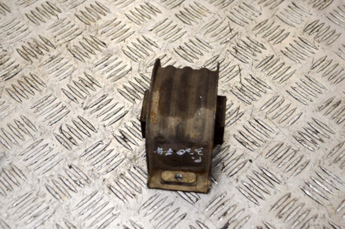 Suport motor față VW TRANSPORTER V T5 Furgon 2007 OEM: 7H0199848D | 13866988