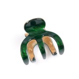 Cleste de par verde cu aspect lucios