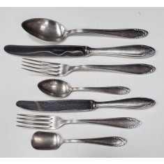 Serviciu pentru 12 persoane din metal argintat, marcaj Romania