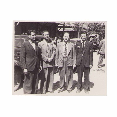 N. Ceauşescu, Constantin Agiu, P. Constantinescu-Iaşi şi Gh. Apostol la primirea Armatei Roşii, 30 august 1944 foto
