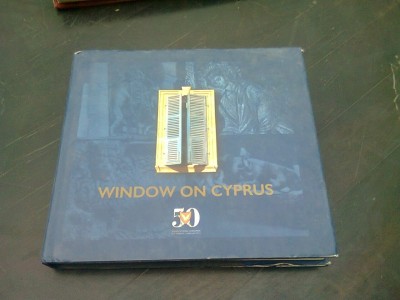 WINDOW ON CYPRUS (CARTE IN LIMBA ENGLEZA) foto