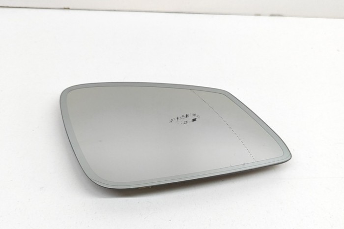 Sticla oglinda ușă dreapta față BMW i3 I01 2020 OEM: 7285006 28050630
