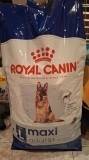 M&acirc;ncare uscată Royal Canin