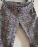 Pantaloni dama Tiffani masura 38 in carouri talie joasa