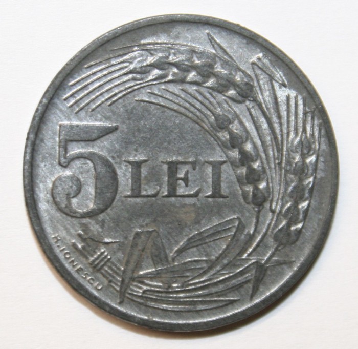 5 LEI 1942 . DETALII EXCELENTE . LUCIU DE BATERE PARTIAL .